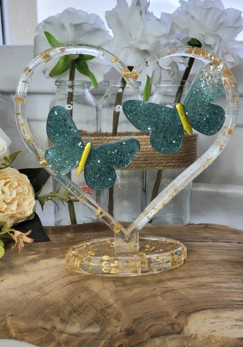 Coeur sur socle et ses papillons "effet diamant" Vert