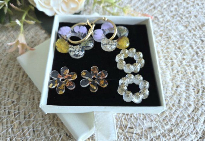 Box boucles d'oreilles pampilles interchangeables en résine époxy - fait mains